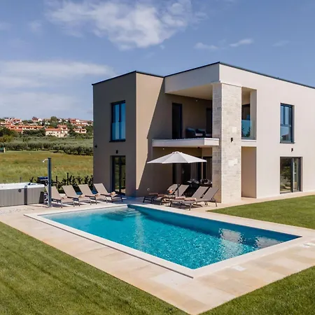 Fiducia - Modern Close To Porec Βίλα *