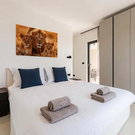 Fiducia - Modern Close To Porec Βίλα
